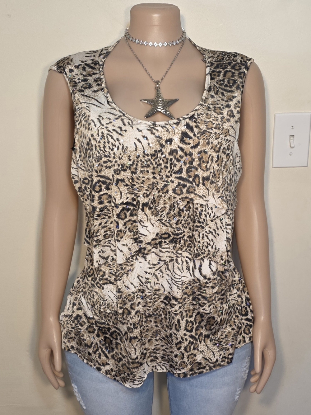 Roz & Ali Animal Print Sleeveless V-Neck Top in Beige and Black
